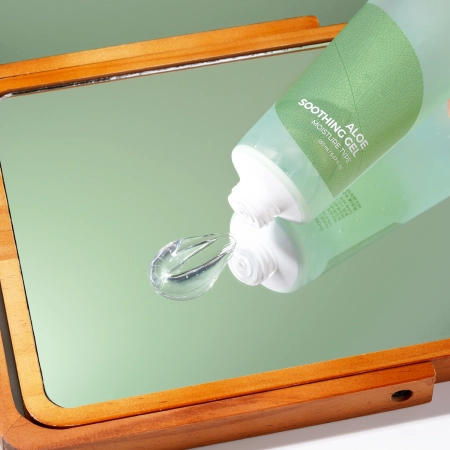 Isntree - Aloe Soothing Gel - Moisture Type - Upokojujúci a hydratačný gél s aloe - 150 ml