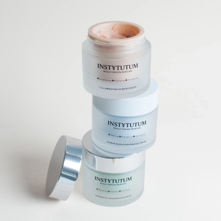 Instytutum - C-Illuminating 3D Moisturizer - Rozjasňujúco-hydratačný krém na tvár s vitamínom C - 50ml