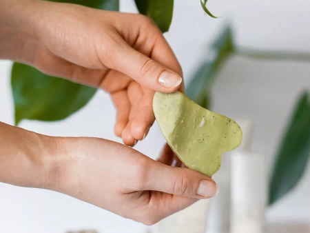 Polemika - Jadeitová dostička Gua Sha na masáž tváre a krku