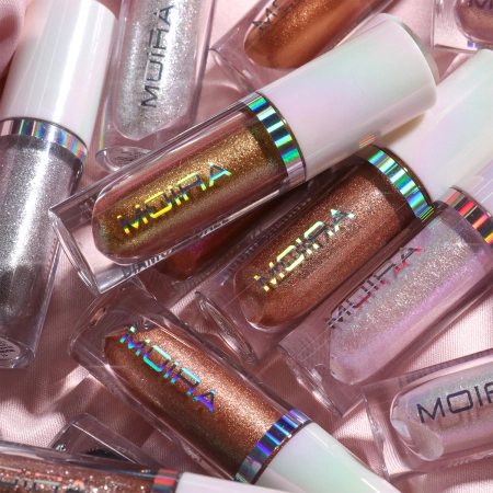 Moira - Diamond Daze Liquid Shadow - Rozjasňujúci tekutý očný tieň - 011 Treasure Trove - 3ml