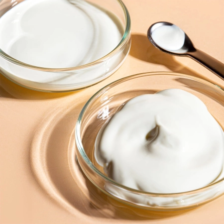BasicLab - Prevencia a antioxidácia - Ľahký ochranný krém s SPF50+ PPD 46,6 - 50 ml