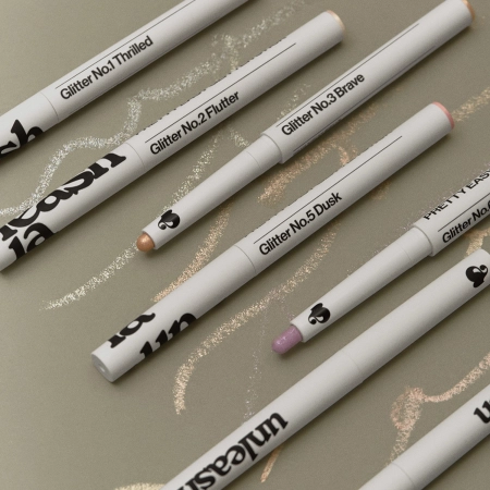 Unleashia - Pretty Easy Glitter Stick - Trblietavá ceruzka na oči - 3 Brave - 0,7 g
