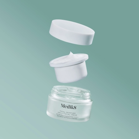 Medik8 - Total Moisture Daily Facial Cream Refill - Intenzívne hydratačný pleťový krém - náhradná náplň - 50ml
