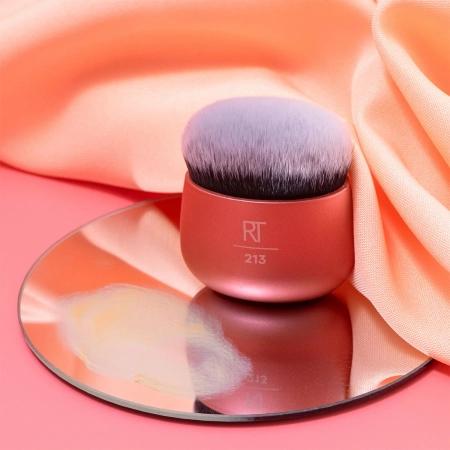 Real Techniques - Foundation Blender - Štetec na make-up typu Kabuki - 1ks