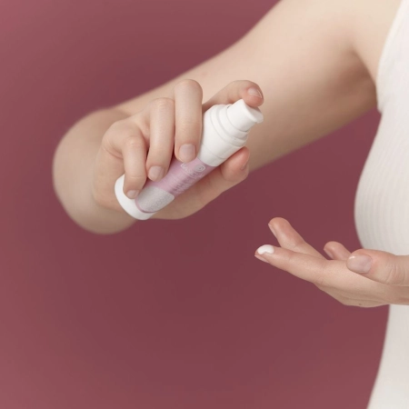 BasicLab - Esteticus - Elasticita a obnova - Regeneračné sérum pre obnovu pleti s ceramidmi 1% - 30ml