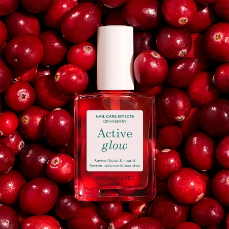 Manucurist - Active - Active Glow - Ošetrujúci lak 2v1 - Cranberry - 15ml