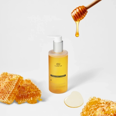 CUSKIN - Clean Up Hydro Foam Cleanser - Penivý čistiaci gél na tvár - 250ml
