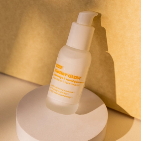 Frankly - Sunday Glow Instant Radiance & Glow Serum - Rozjasňujúce pleťové sérum - 37 ml