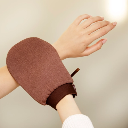 Cosibella Accessories - Peelingujúca rukavica na telo- Desert Brown