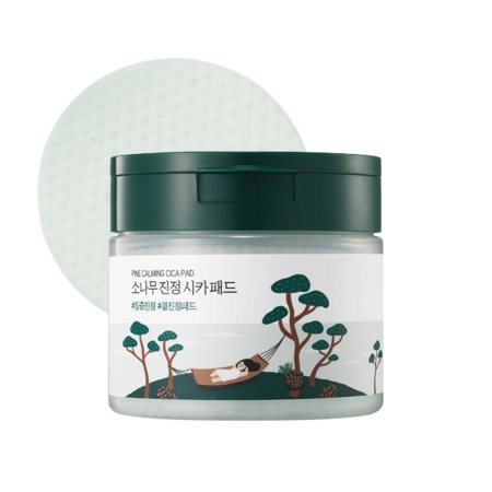 Round Lab - Pine Calming Cica Pad - Upokojujúce a vyhladzujúce pleťové tampóny - 50 ks / 195 ml