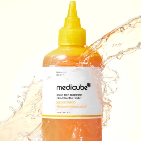 Medicube - Kojic Acid Turmeric Resurfacing Toner - Rozjasňujúce tonikum na tvár - 250ml
