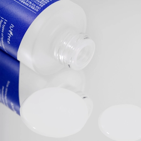 Isntree - Hyaluronic Acid Water Essence - Hydratačná esencia s kyselinou hyalurónovou - 50ml