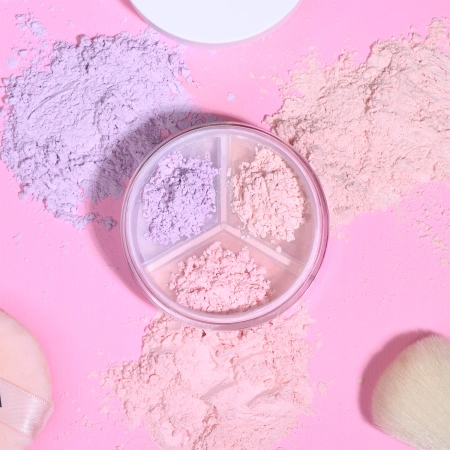Moira - Set & Correct Loose Setting Powder - Korekčný púder na tvár - 005 Rose Pink - 4,6g