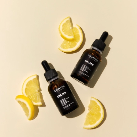 SkinTra - Eraser - Sérum proti sfarbeniam s 10% vitamínom C - 30 ml 
