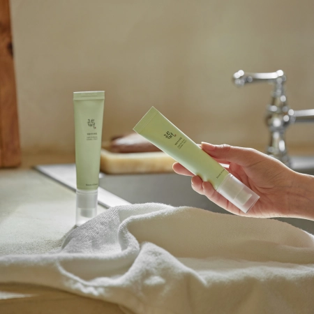 Beauty of Joseon - Light On Serum - Centella + Vita C - Rozjasňujúce sérum s vitamínom C - 30 ml