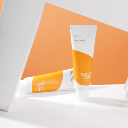 Isntree - C-Niacin Toning Cream - Rozjasňujúci krém na tvár - 50ml