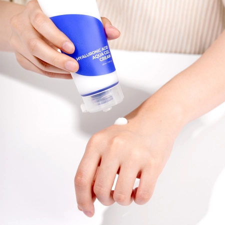 Isntree - Hyaluronic Acid Aqua Gel Cream - Hydratačný krém s kyselinou hyalurónovou - 100ml