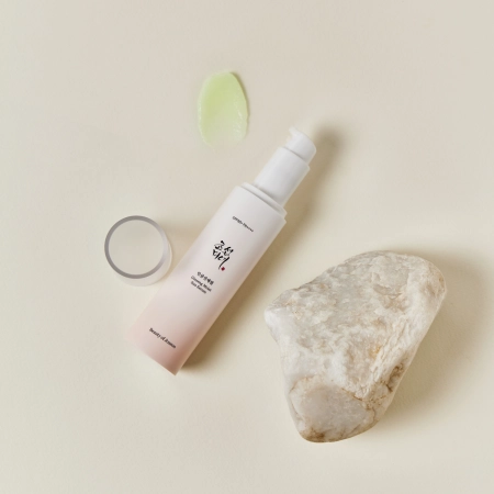 Beauty Of Joseon - Ginseng Moist Sun Serum SPF50+/PA++++ - Ochranné SPF sérum so ženšenom - 50 ml